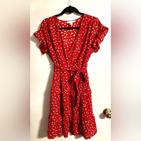 Monteau Dresses & Skirts - Monteau Red Floral Wrap-Style Dress with White Print